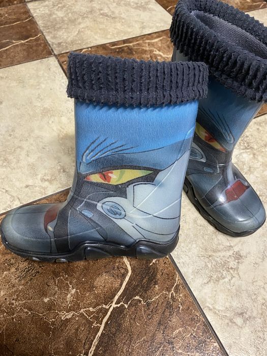 Ботуши Demar и други подарък