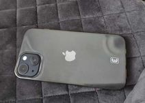Телефон - iPhone 13 - памет 256