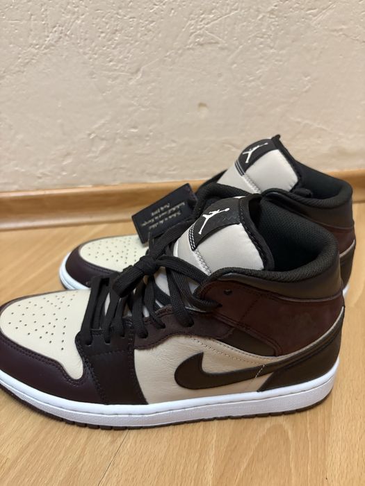 кроссовки Air Jordan 1 Mid SE Velvet Brown