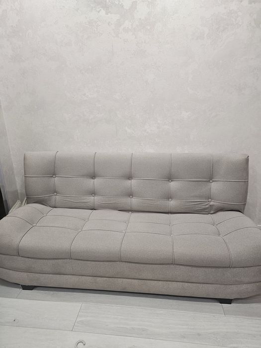 Продам диван в отличном состоянии