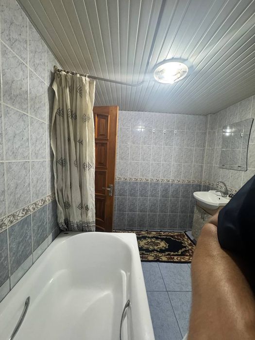 Продам 4/3-4/10 двух уровневую квартиру ул. БАБУР.