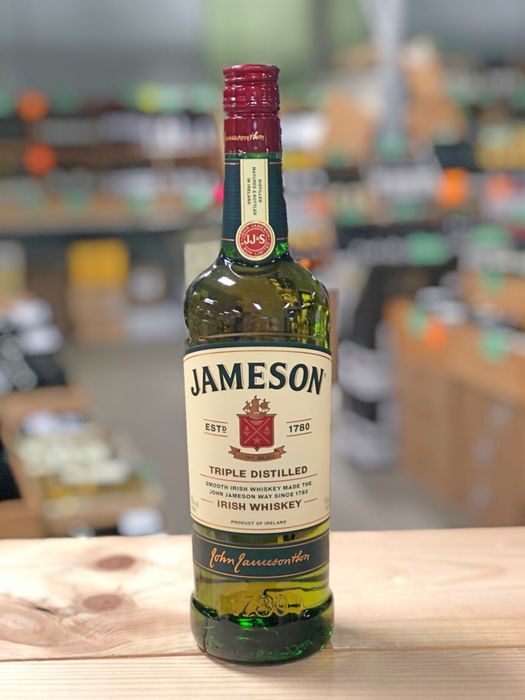 jameson whiskey 1L 700ml