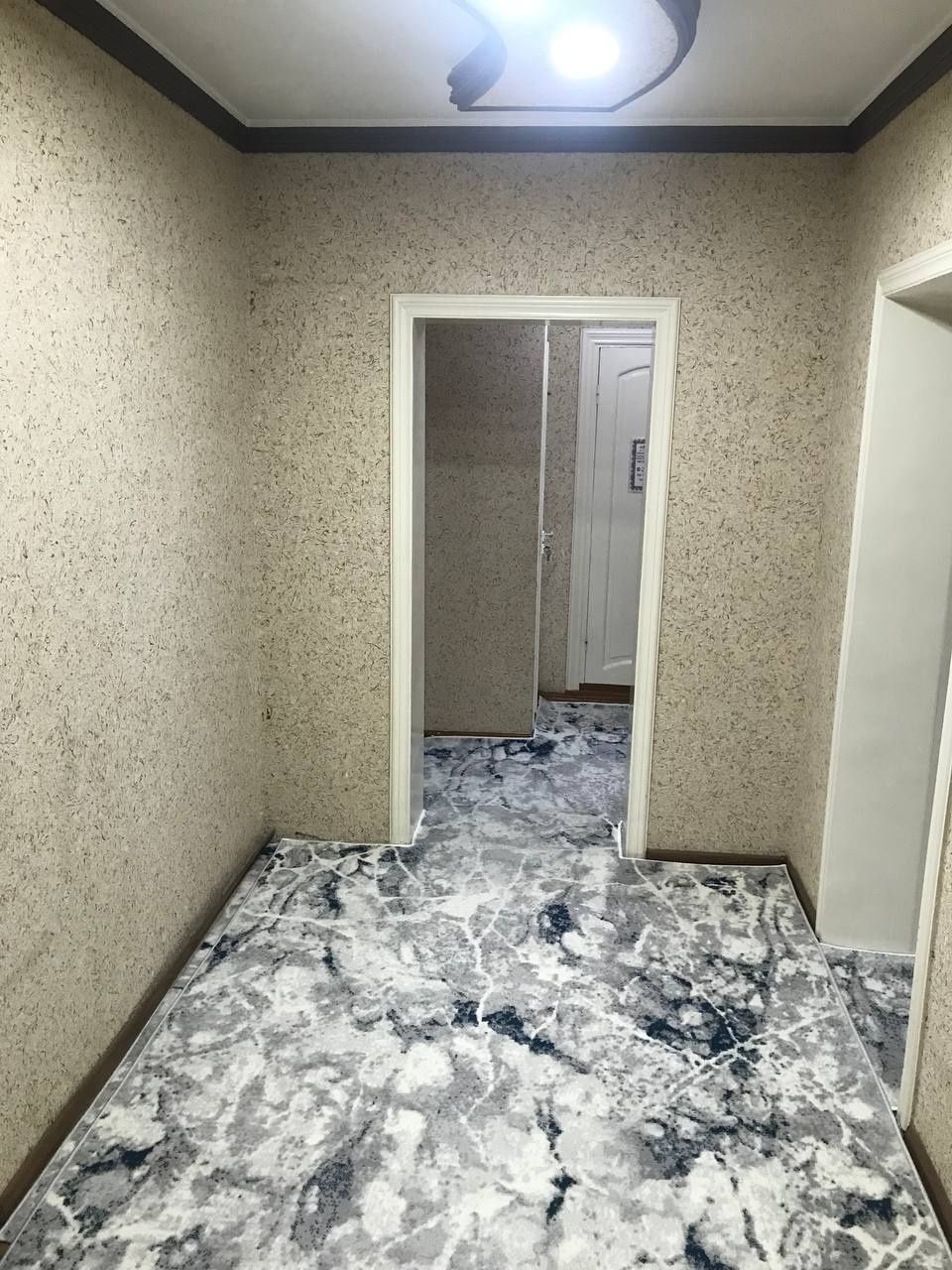 Сергли курувчилар 4 хонали 80 кв 2 этаж квартира