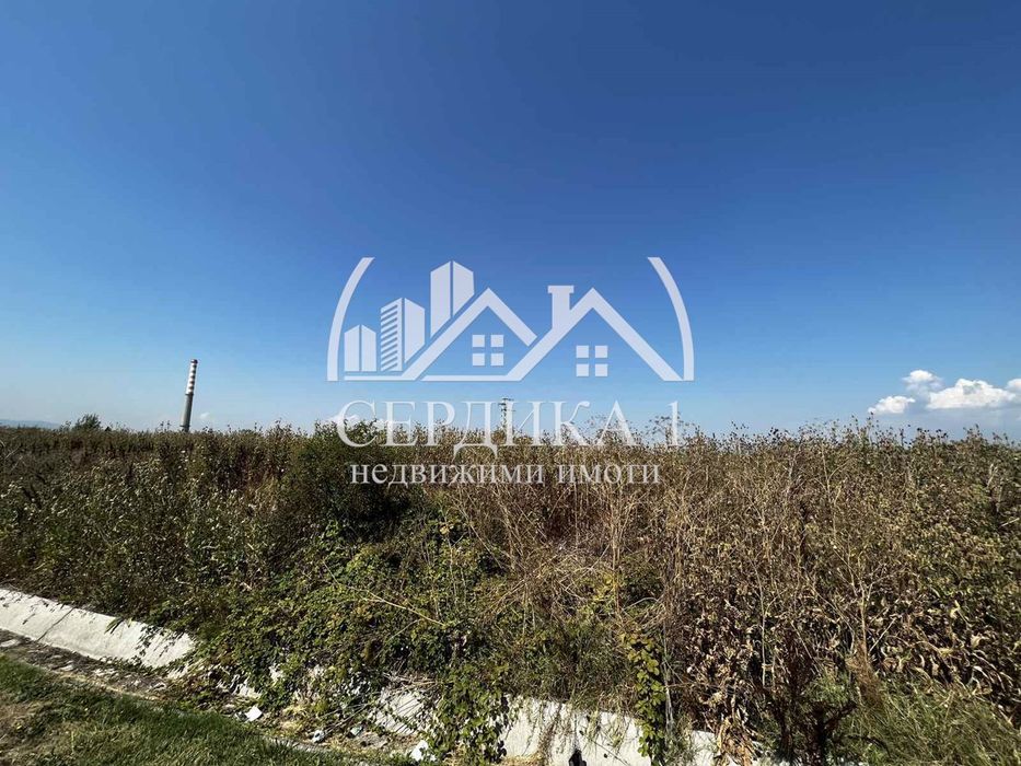 Продава се Парцел в София, Връбница 1 - 3506 кв.м за 135 €/кв.м - Снимка #1