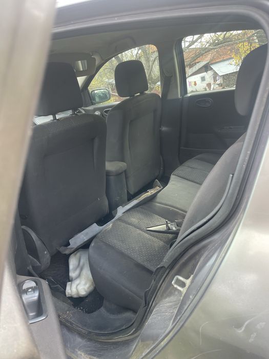 Vand/dezmembrez Renault Megane 2