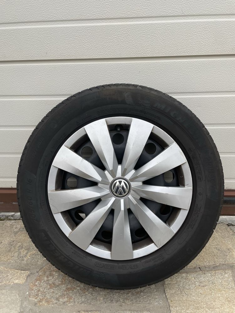 Летни гуми с джанти за VW 16 цола 205/60 R16