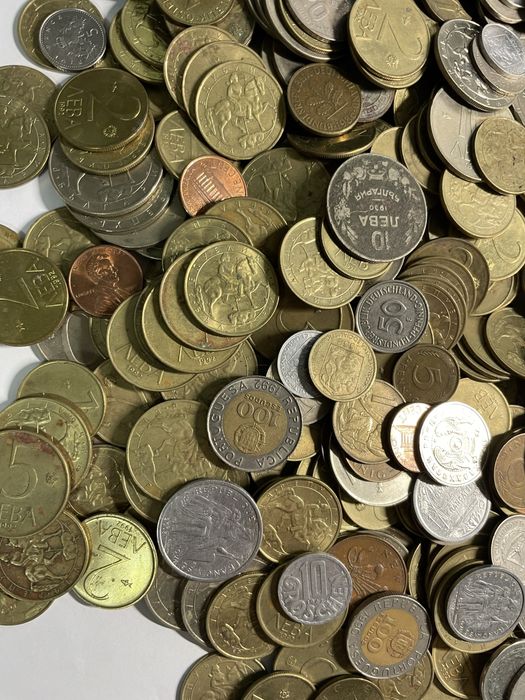 Огромен лот монети