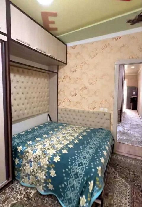 3 хоналик квартира 3 этаж янги кирпичный  дом, 5 микр, 31-мактаб