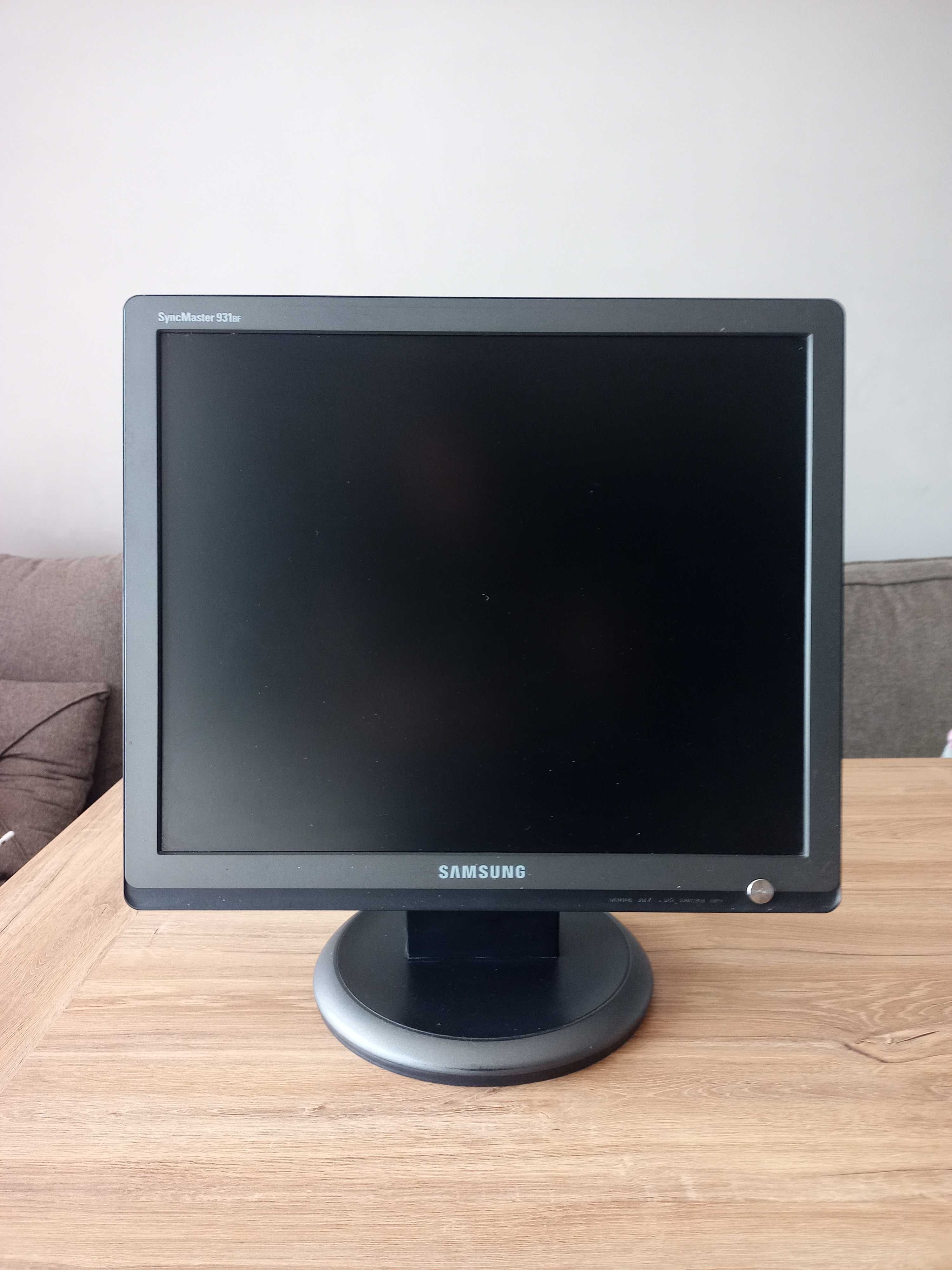 TFT монитор 19" Samsung 931BF