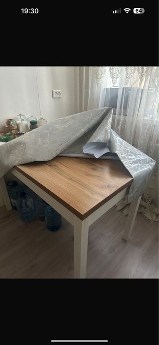 Стол кухоный 15 тысяч