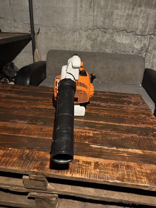 Suflantă pe benzină Stihl SH 86,