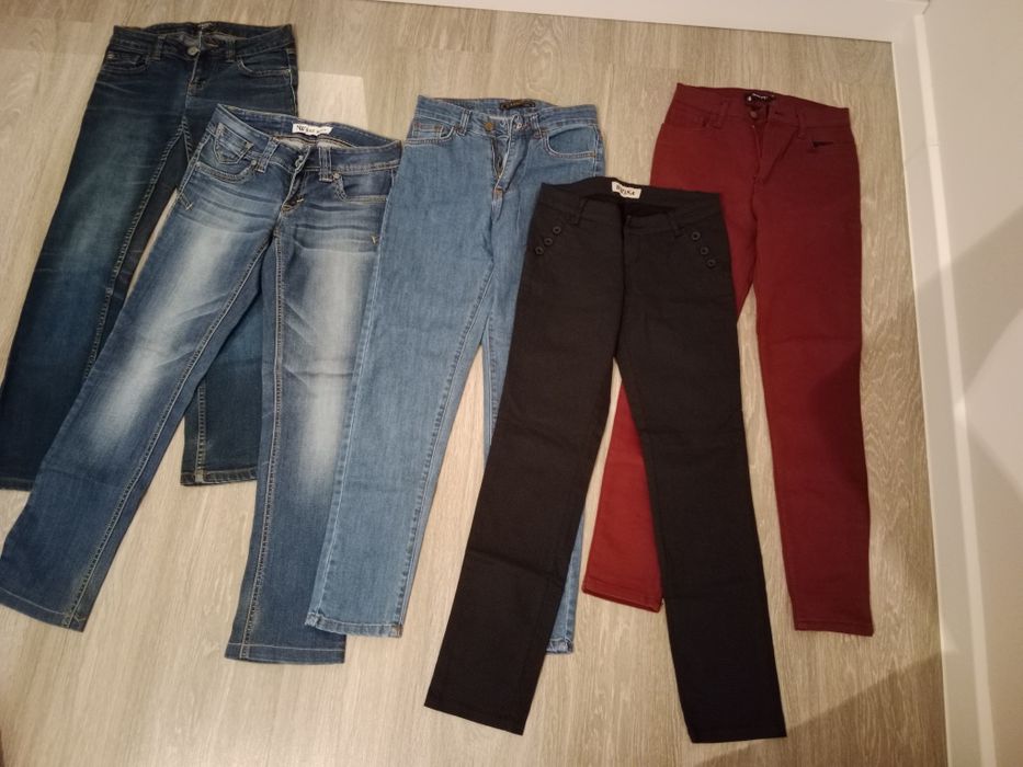 Джинсы женские разные