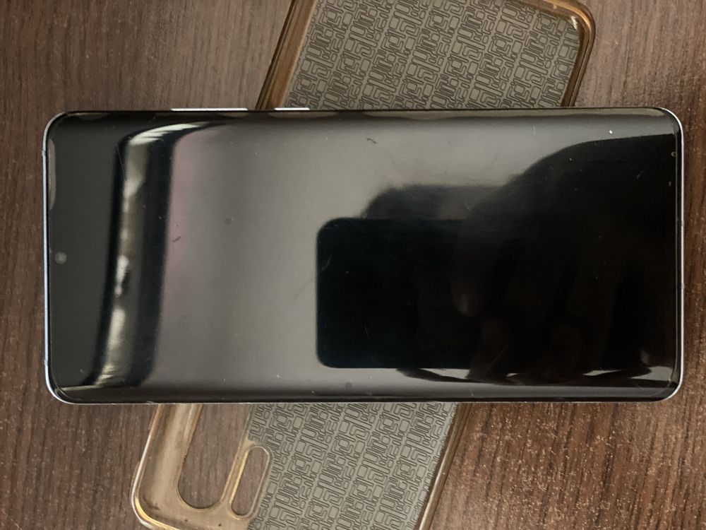 Vând Huawei P30 Pro , 256 8Ram , imprcabil