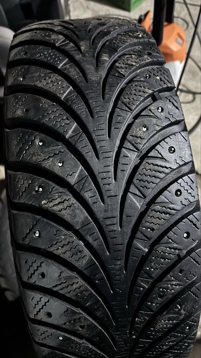 Продам зимнюю резину Sova 215/65/16
