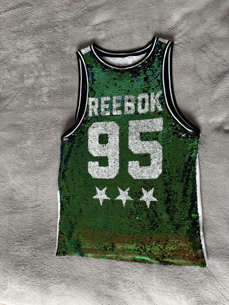 Нов Сет от Топ Reebok и Шапка с Козирка La Bella Mafia