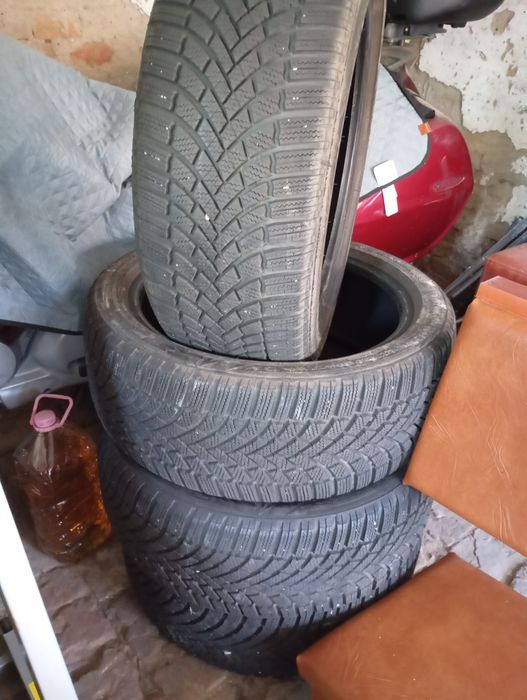 Cauciucuri de vânzare