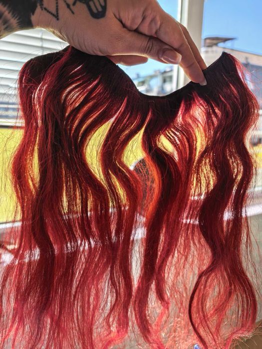 Три реда напълно естествена славянска коса, висок клас, гъст косъм.