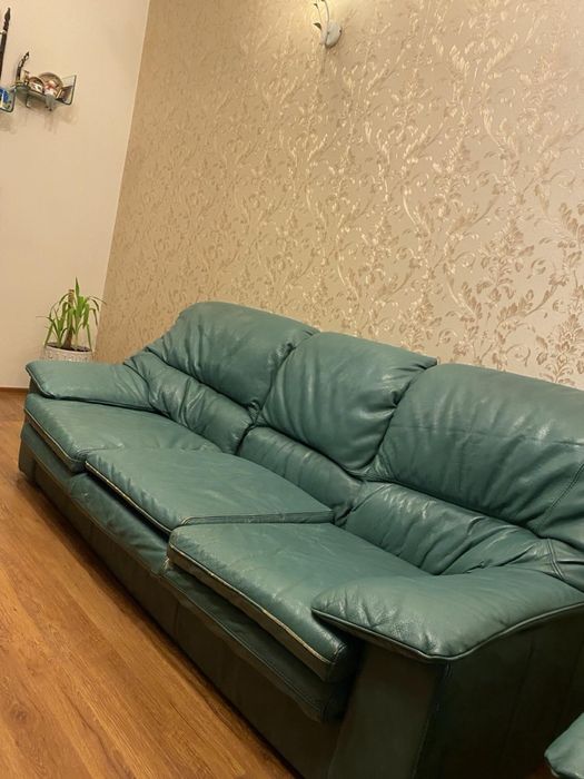 Тройка, двойка и фотьойл телешка кожа