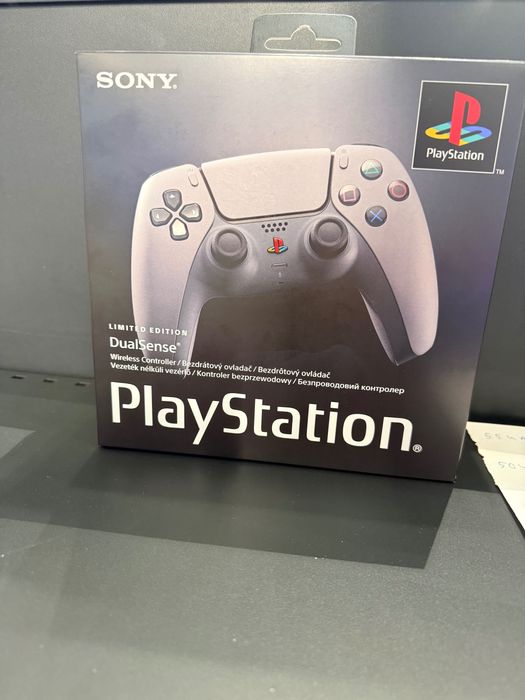 Dualsense 30th anniversary edition