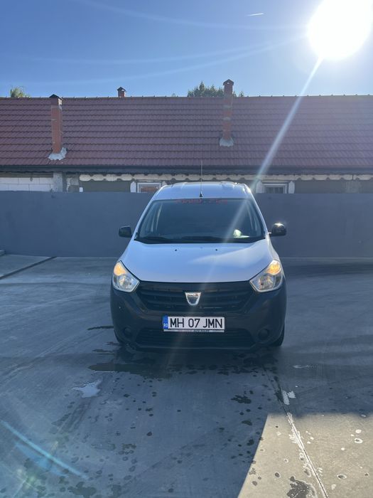 Dacia dokker an 2014 motor 1,5 dci pret 3700 euro