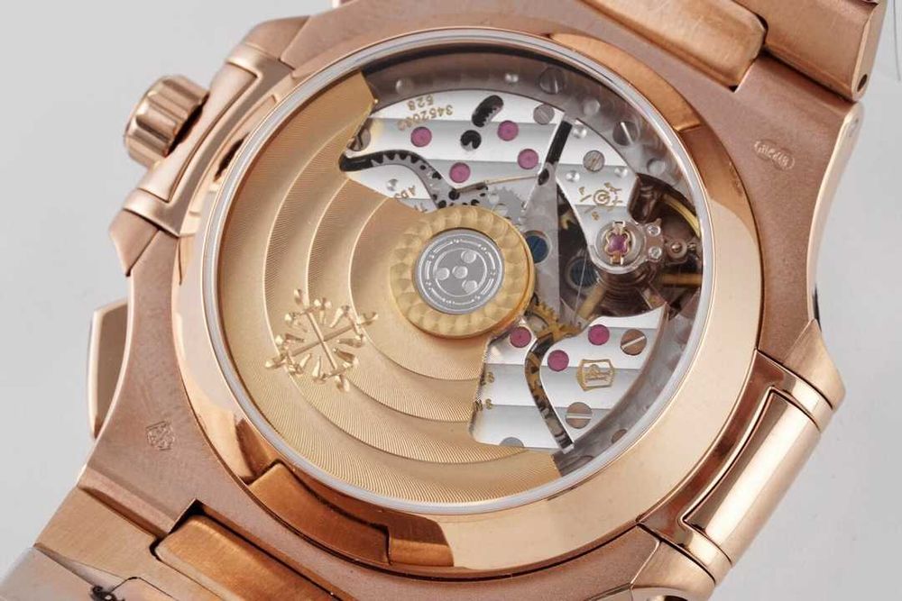 Patek Philippe Nautilus 5980 с автоматичен механизъм