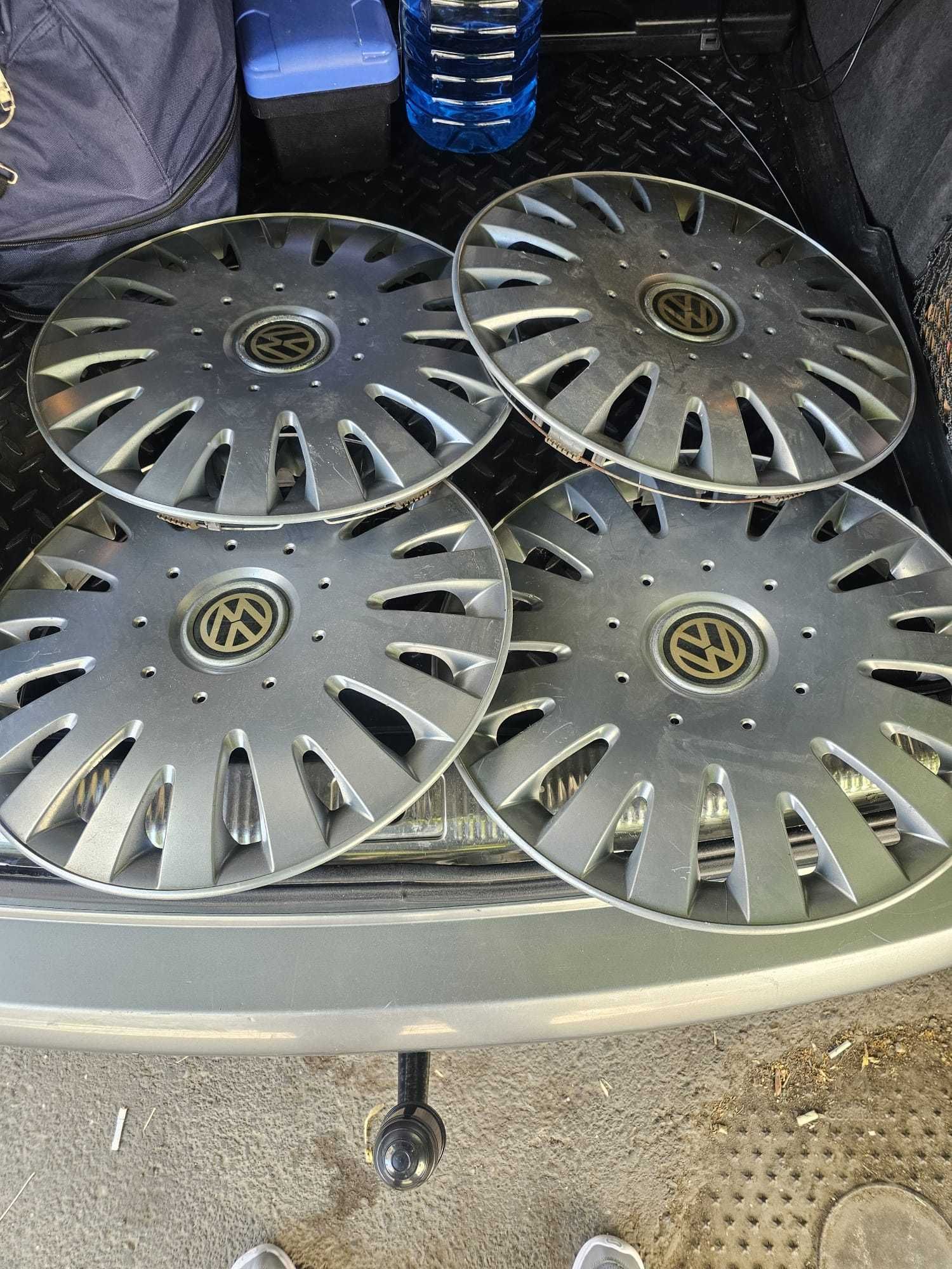 Capace roti r16 Volkswagen originale