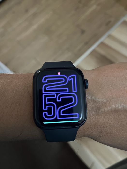 iPhone 13 128gb + Apple Watch SE(2022)