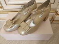 Туфли женские абсолютно новые фирмы Pier Lucci