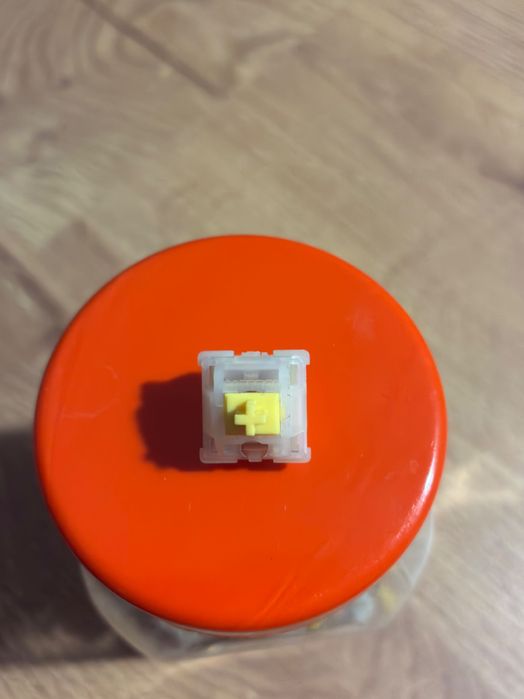 Switch-uri Gateron Milky Yellow