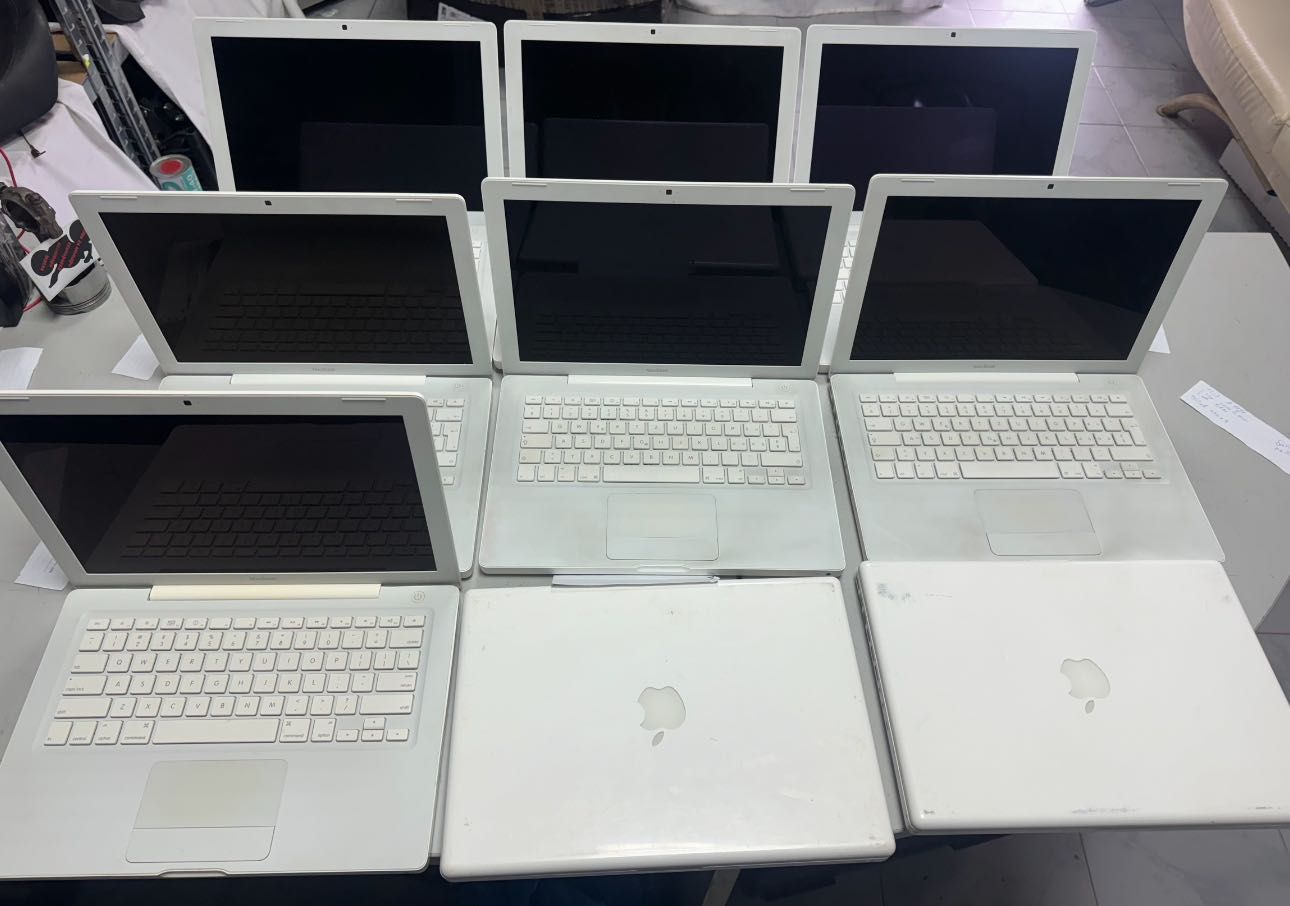 ЛОТ Лаптопи Apple MacBook A1181