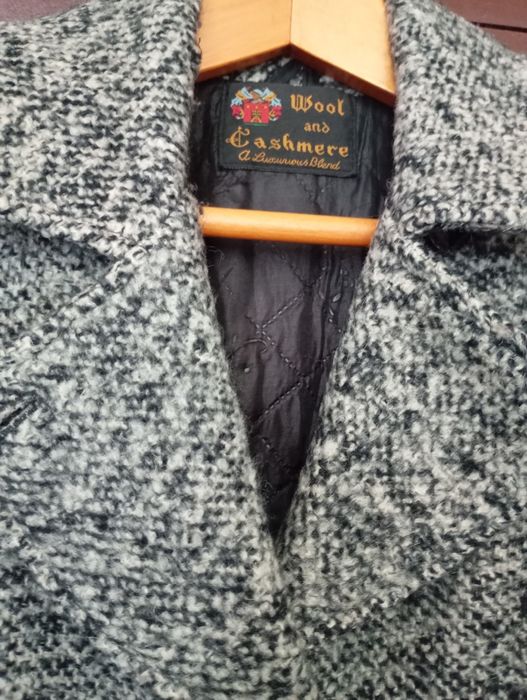 Продается пальто