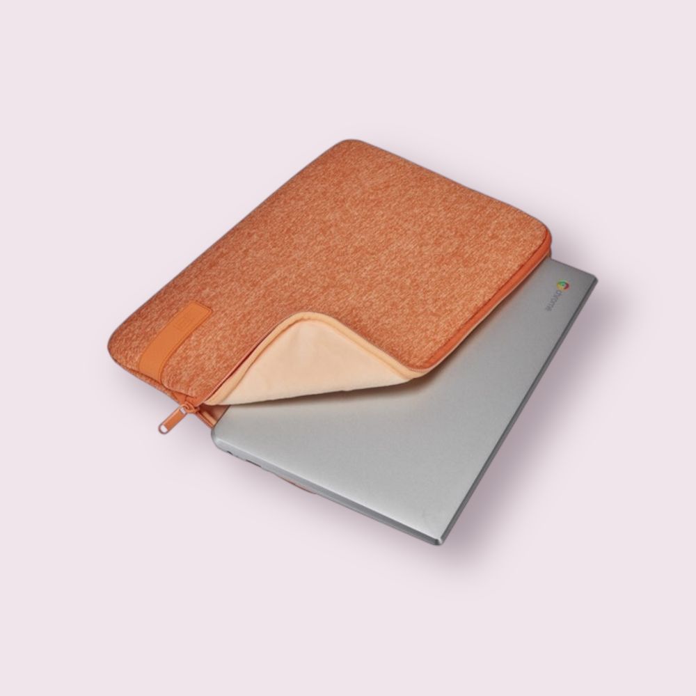 Калъф за макбук/лаптоп Case Logic 14" Reflect (Coral Gold/Apricot)