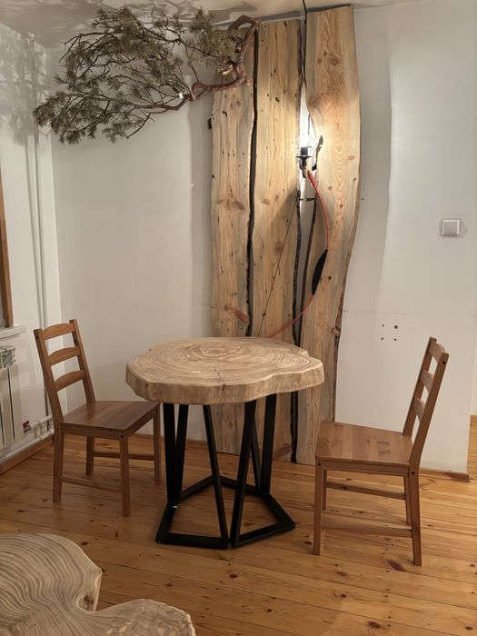 Стол из спила карагача