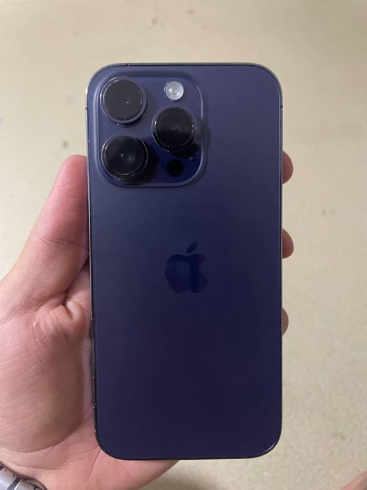 Iphone 14 pro purple
