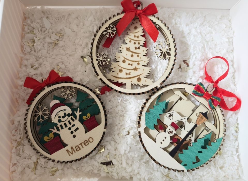 Персонализирани коледни подаръци – лазерни гравирани