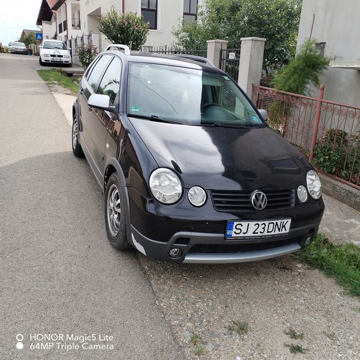 Vând polo cross 1.4 tdi