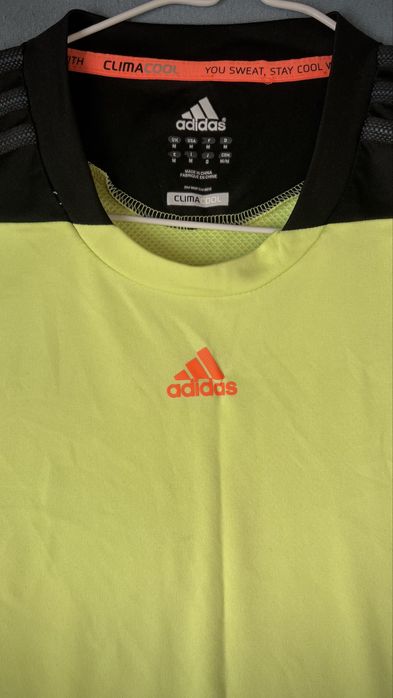 спортна Adidas тениска