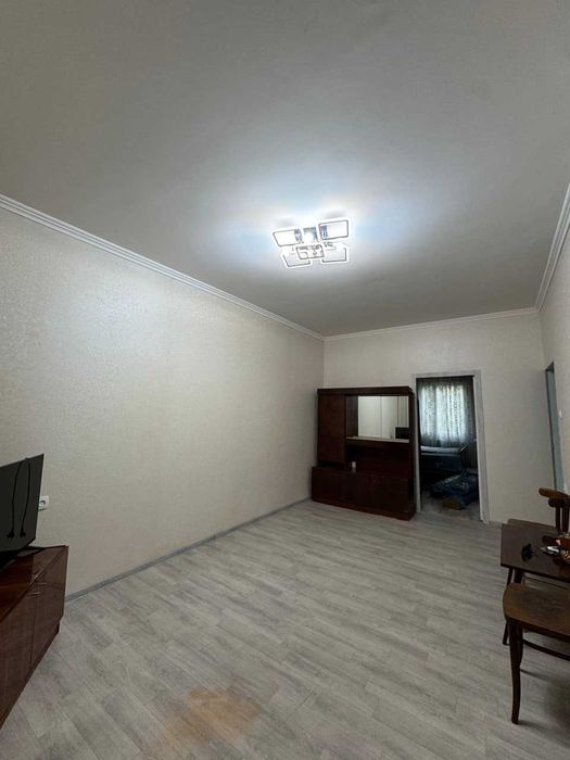 Сдам срочно квартиру около Мега Пленет!