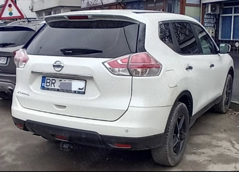 Vand nissan xtrail an 2014
