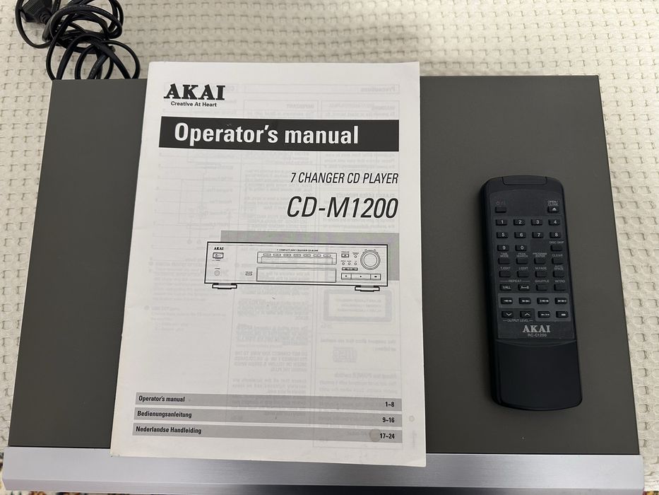 Vand CD player Akai CD-M1200