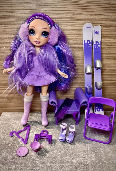 Violet Willow Sky Rainbow High Fashion Doll Papusa