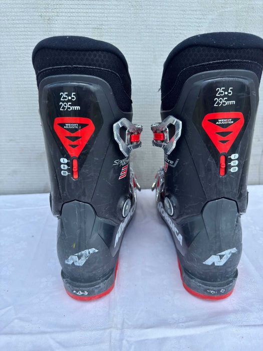 Clapari ski schi Nordica Speed Machine j3 marime Eur:39 Mondo:25.5