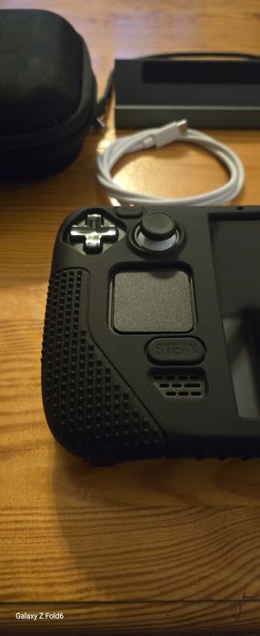 Steam deck 1Tb+Dock stand