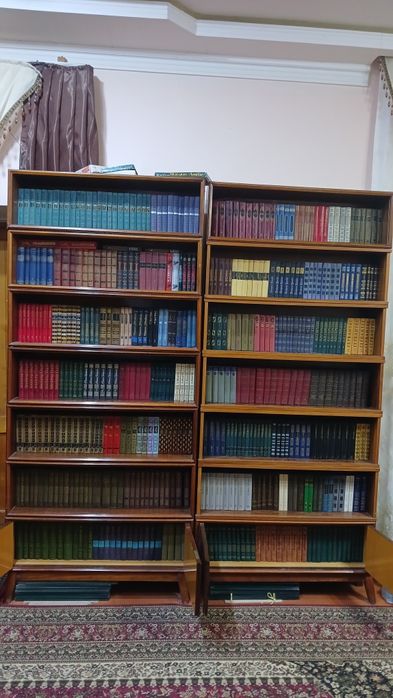 Собрания сочинений популярных писателей