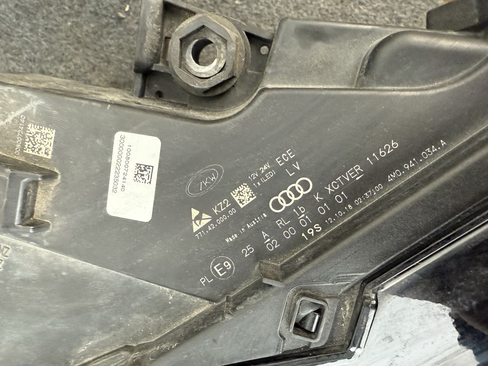 Ляв Десен фар 4M0941033 Full Led за Audi Q7 2015-19 г. Фарове оригинал