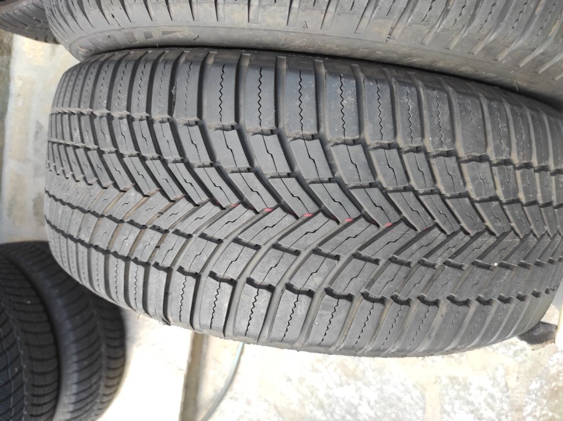 225/50/17 Bridgestone