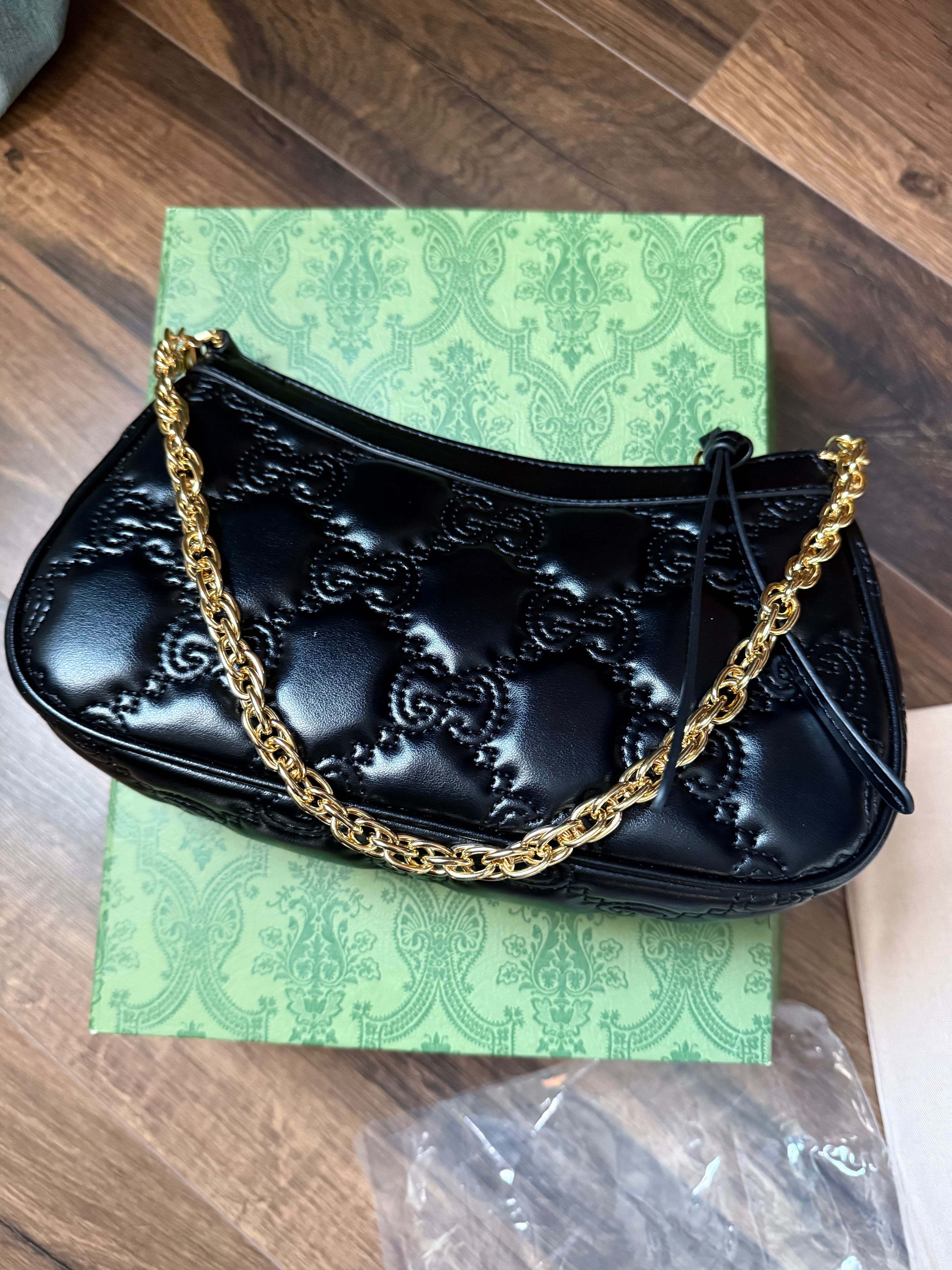 Gucci черна чанта