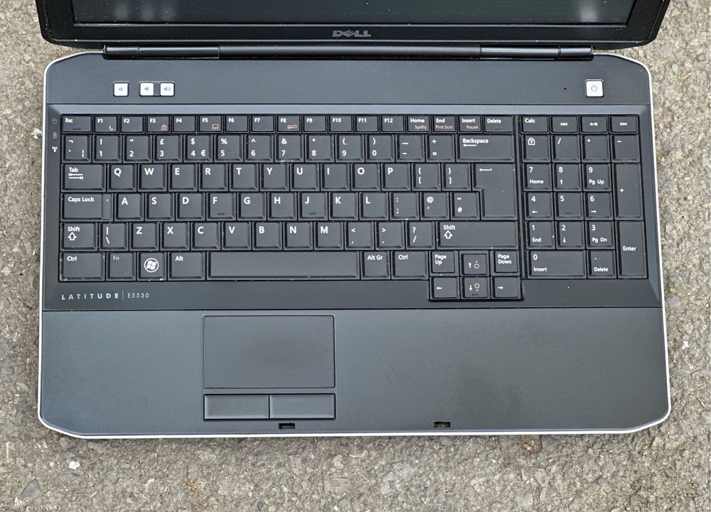 Лаптоп Dell Latitude E5530