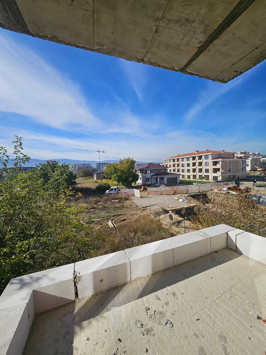 Продава се Тристаен апартамент в Пловдив, Остромила - 111 кв.м за 1140 €/кв.м - Снимка #2