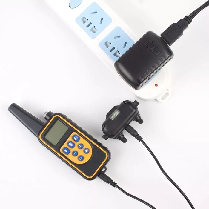 Zgarda electrica dresaj câini, 800 m, 99 nivele, electrozi cauciucati